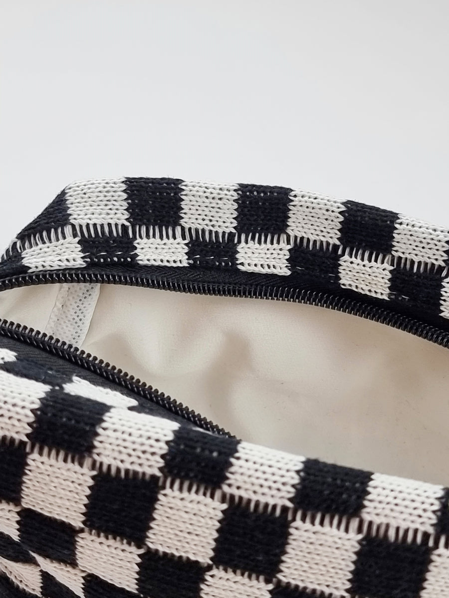 Checked Knit Beauty Bag