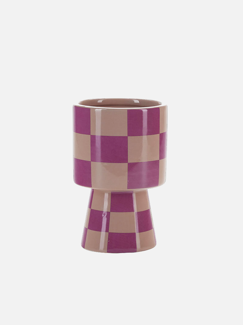 Raised Checked Pot