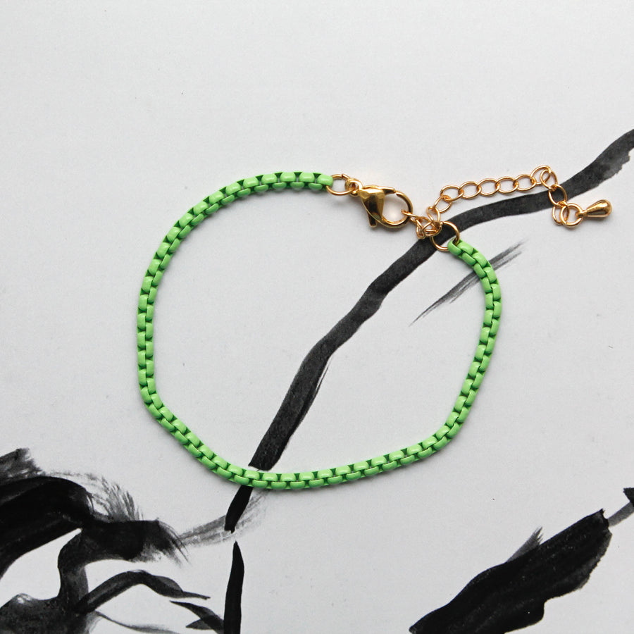 Bracelet in fancy colors