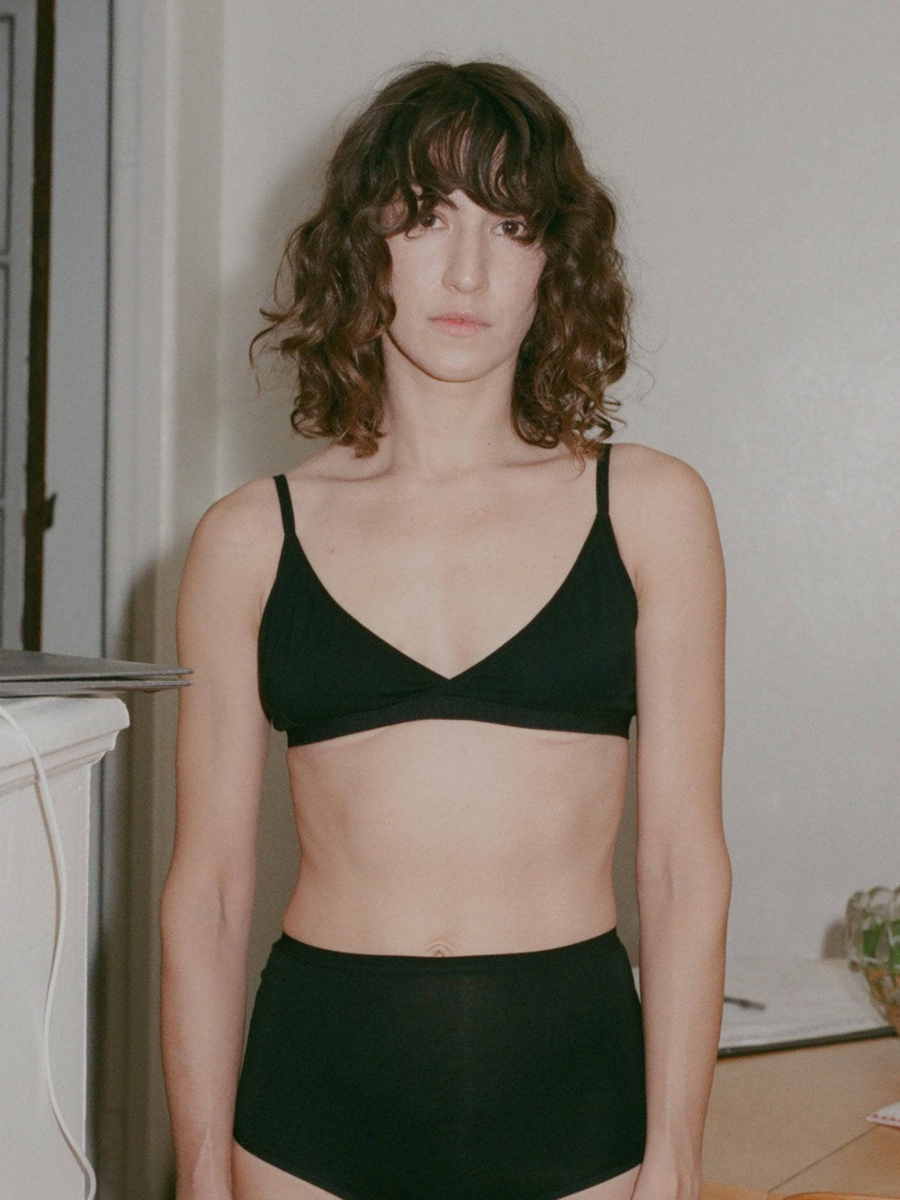 BASERANGE Criss Bra